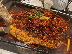 怪味烤鱼-江边城外烤全鱼(世茂广场店)