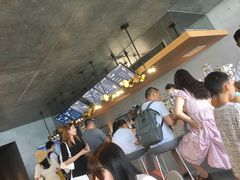 -悬崖咖啡厅