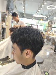 -容萨美业·美容美发