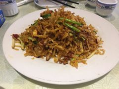 -童婆婆面馆(薛庄小区店)