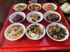 -蓝田九大碗民俗食府(蓝田店)