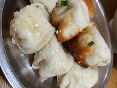 -黄阿姨锅贴大王(万航渡路店)