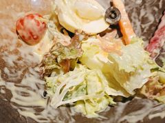 托斯卡尼蔬菜沙拉配酸奶芒果汁-原石牛扒·约会餐厅(龙城万科里店)