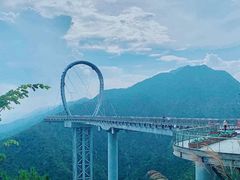-黄腾峡天门悬廊