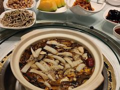-天宜隆蘑菇宴火锅(石景山旗舰店)