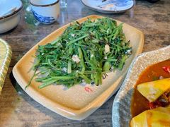 蒜泥炒山芹菜-青城甲(青城山店)