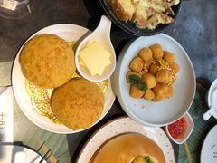 -大树餐厅(红旗街万达店)