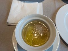 清炖手工狮子头-四季民福烤鸭店(外滩外白渡桥店)