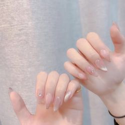 -悦指间美甲美睫