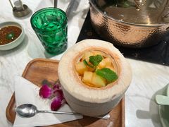 -椰子不语 椰子鸡火锅(淮海店)