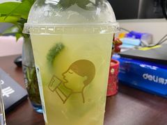 -喜茶(滨江宏岸店)