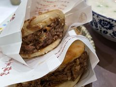 牛肉烧饼（多肉）-穆得·老周家牛肉烧饼(普利街店)