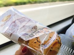 肉松餐包面包-一鸣真鲜奶吧(动车南站店)
