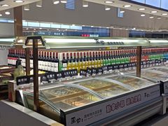 面包甜点陈列柜-嗨吃围炉海鲜烤肉自助(保利广场店)