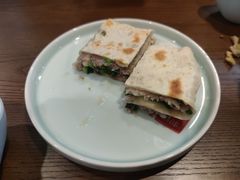 豇豆肉饼-春家·非遗手工小吃(三墩新天地店)