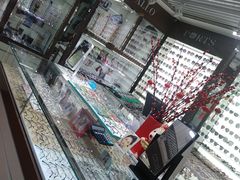 -华彬眼镜专业渐进配镜(潘家园店)