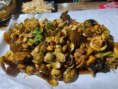 -嗨辣小聚·盘锦河蟹·海鲜烧烤龙虾(盘锦十年好店)