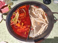 -憨铁匠老火锅(龙岗万科里店)