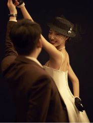 -易摄影婚纱摄影工作室