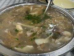 -卢六川汤肉(南方花园店)