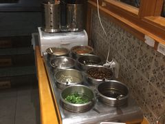 小料-一两饭川味素食餐厅