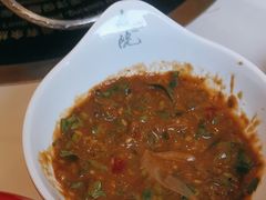 -毛辣果·贵州红酸汤牛肉火锅(西单店)