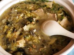 酸菜海鲜锅-渔公码头·九龙湾国际饭店