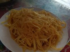 -何适山庄 ·可团建(水长城P2停车场店)