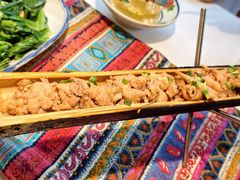 -刘姐啤酒鱼民族演艺餐厅(西街总店)