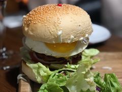 牛肉汉堡-404干式熟成牛排馆•聚会餐厅