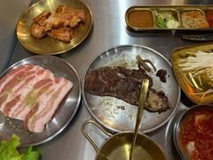 -胡悦里韩式烤肉(芝罘万达广场店)