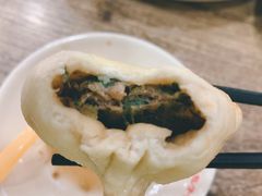 荠菜鲜肉包-津门张记包子铺(华昌道店)