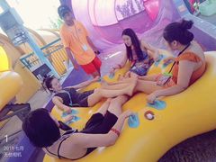 -欢乐水魔方水世界