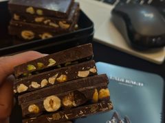 -Laderach 莱德拉(上海环贸iapm店)