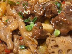 -多嘴超级肉蟹煲(杉杉国潮主题店)