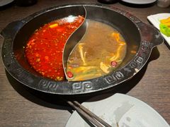 -九牧鱻·渝老鬼重庆火锅(人民路店)