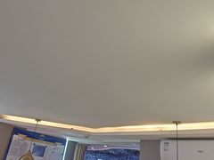 -徐记小怪兽肉蟹煲(中央大街店)