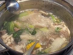 -三个椰子·现砍椰子鸡(金源CBD店)