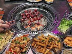 -马路牙子烧烤音乐酒馆(望京店)
