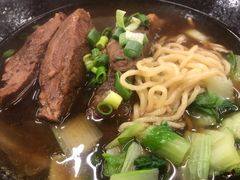 -尊品原汁牛肉面