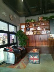 -PE SALON