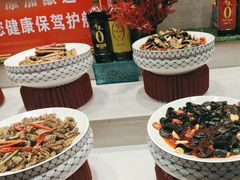 -新艺自助美食城(中山路店)