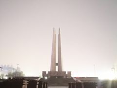 -唐山抗震纪念碑广场