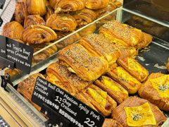 -BUTTERFUL&CREAMOROUS 黄油与面包(三里屯太古里店)
