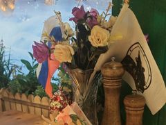 -米德维奇俄式西餐厅(西六道街店)