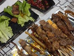 -云晓光头烧烤吧(盛夏店)