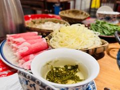 -憨铁匠火锅(红山6979店)