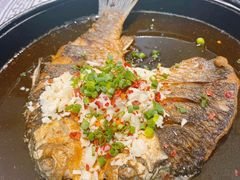 -靓虾二哥长沙地标小龙虾(五一广场店)