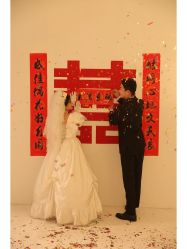 -樱花婚纱摄影