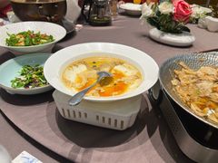 -香山湖家家宴(中山陵店)